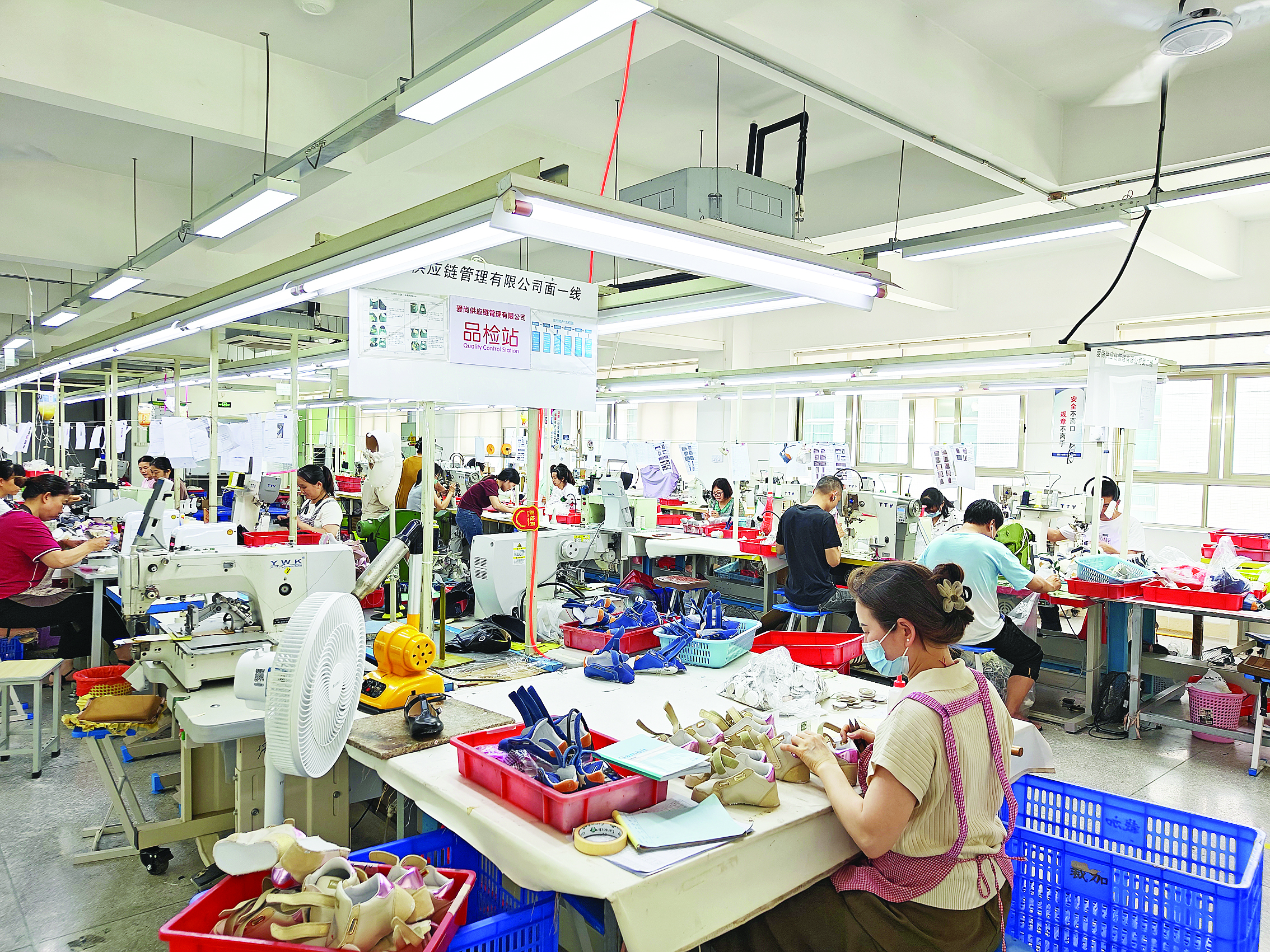 兼修塑品牌 惠东女鞋闯世界AG真人惠报深度丨“内外”(图3)