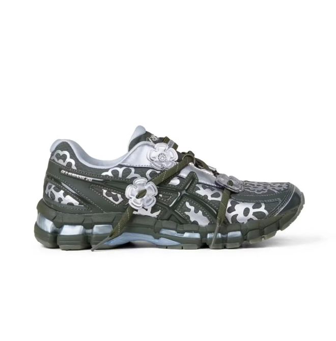 牌色这4双sneakers值得一冲！AG真人中国当「液态银」成春夏潮人招(图17)