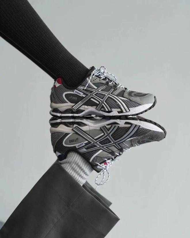 LE x Asics」联名30曝光确认发售!AG真人娱乐余文乐同款!「INVINCIB(图5) LE x Asics」联名30曝光确认发售!AG真人娱乐余文乐同款!「INVINCIB(图5)